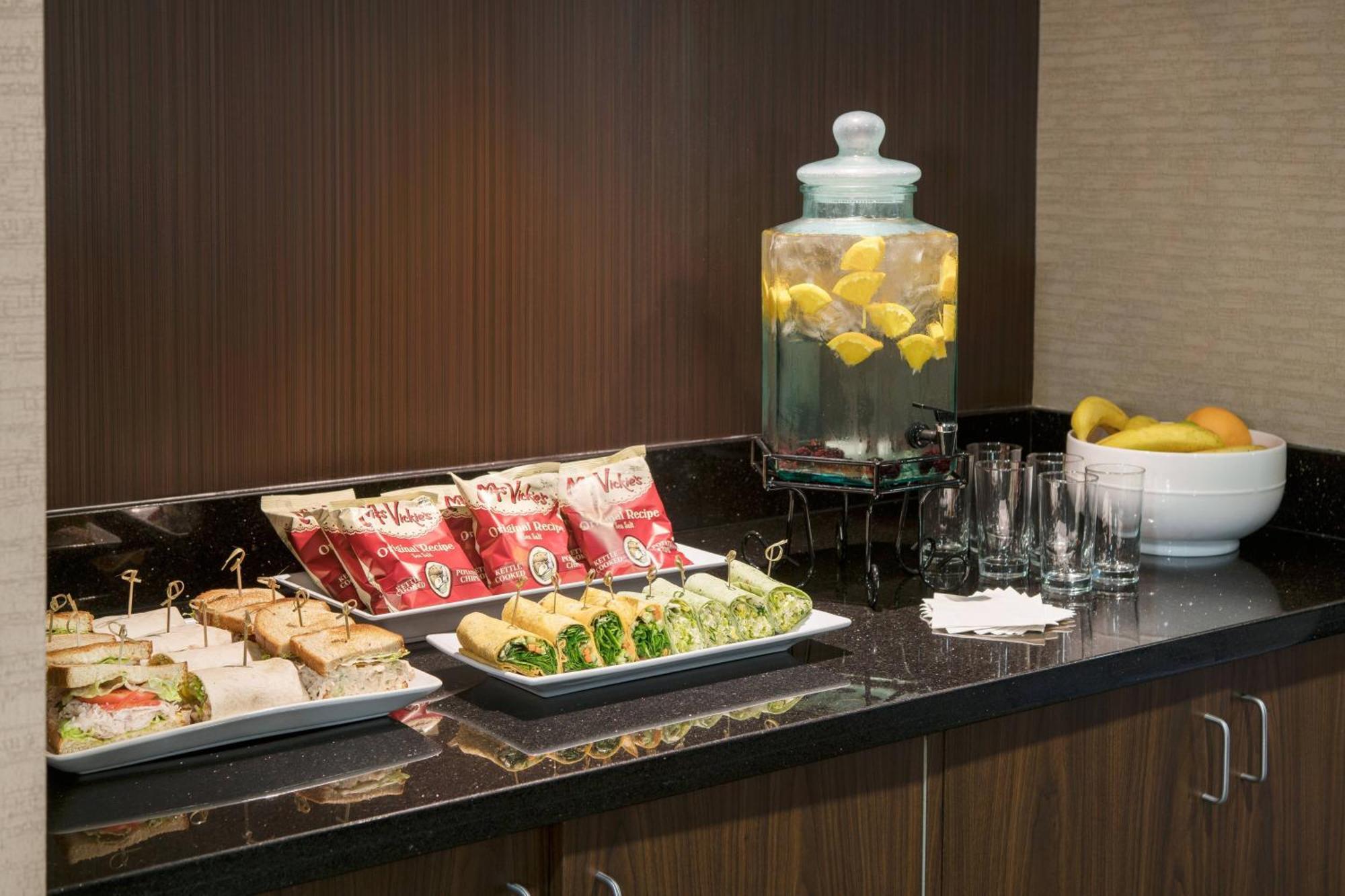 Courtyard By Marriott San Diego Sorrento Valley Exteriör bild