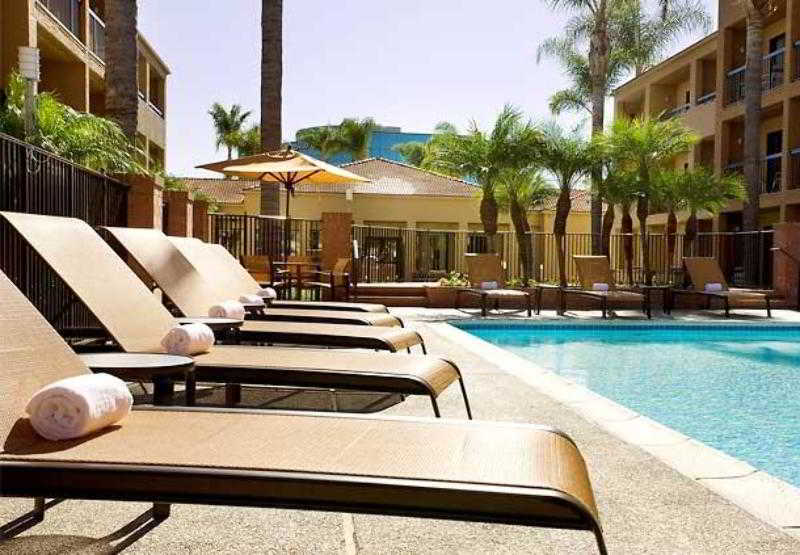 Courtyard By Marriott San Diego Sorrento Valley Exteriör bild